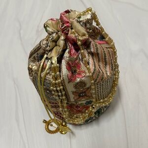 NWT Elegant Multicolor Drawstring Bag wedding